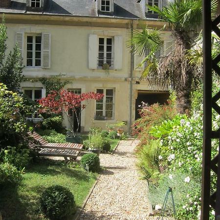 Le Murmure De La Falaise Bed & Breakfast Beaumont-le-Roger Exterior photo